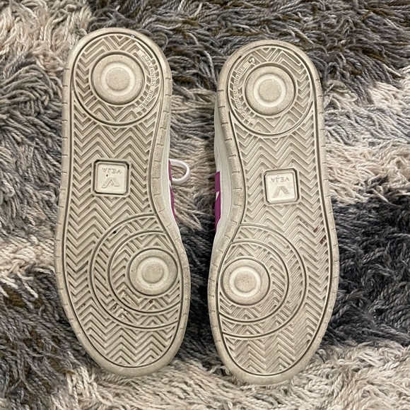 Veja Women's White and Pink Sneakers - Picture 7 of 7